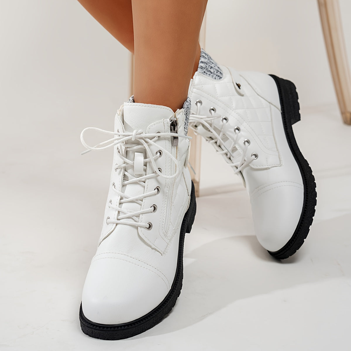 Women’s Low-Heeled Ankle Boots