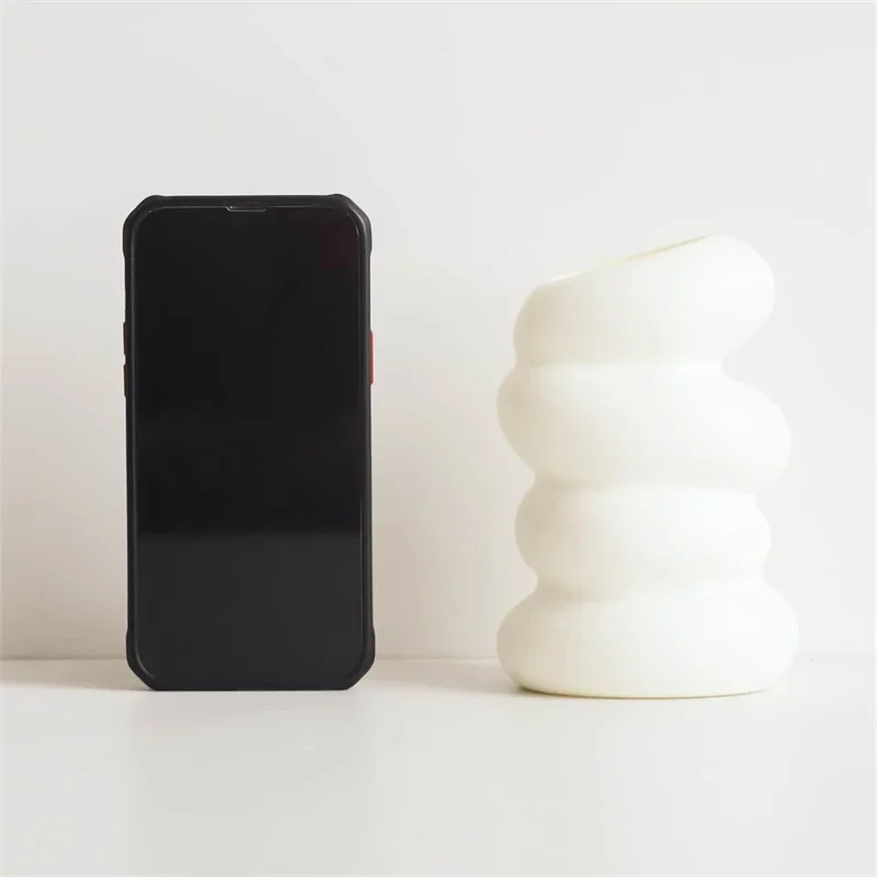 Nordic White Spiral Plastic Vase