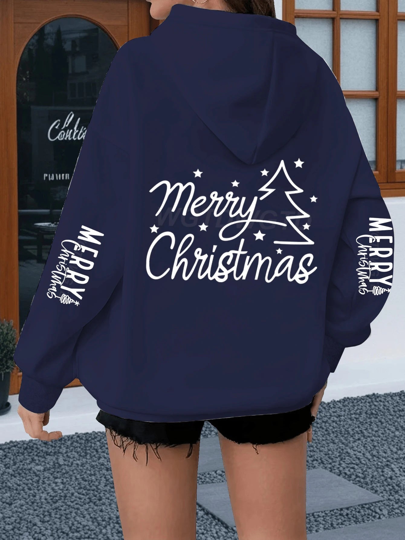 Women’s Merry Christmas Hoodie – Casual Loose Fit Holiday Sweatshirt with Vintage Tree Graphic