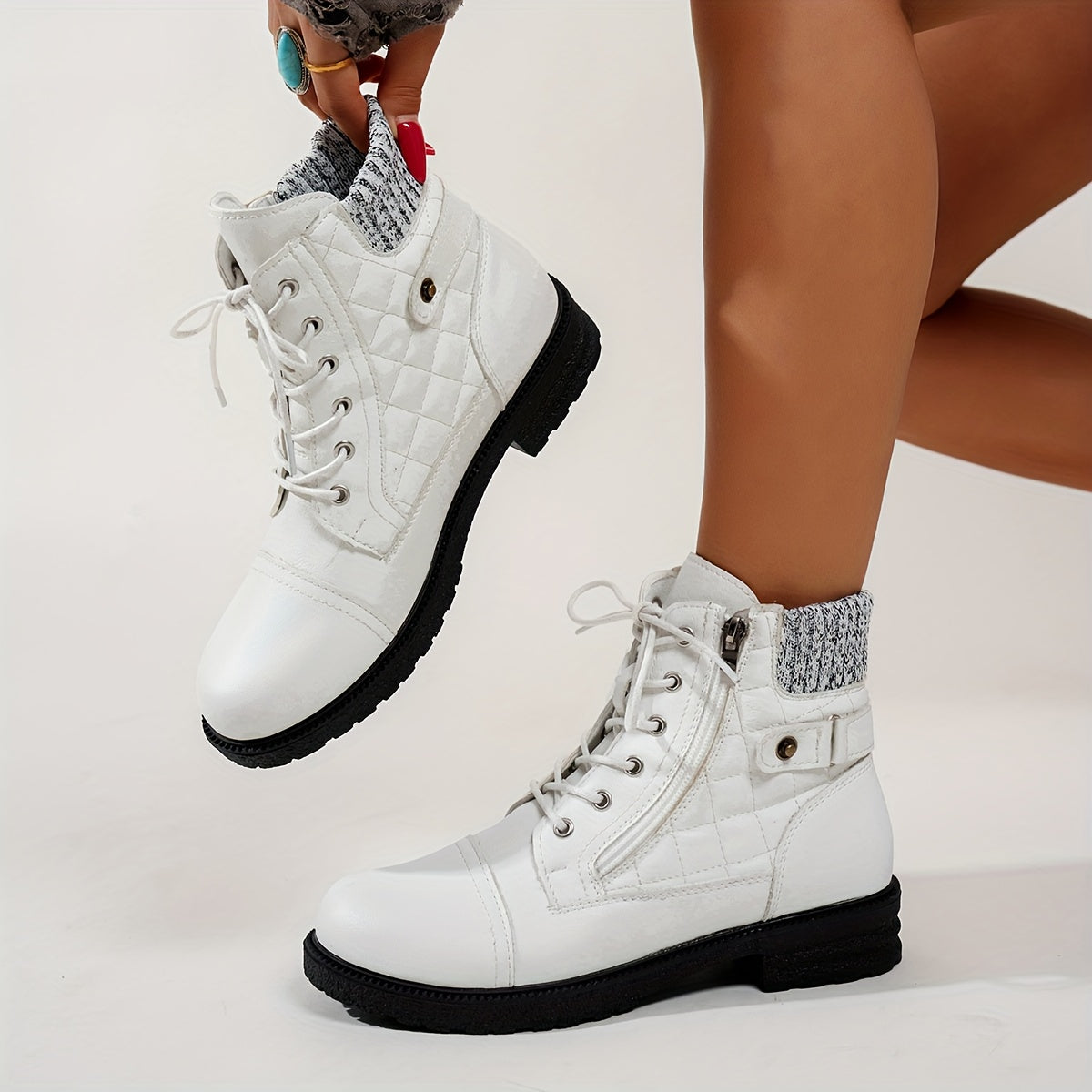 Women’s Low-Heeled Ankle Boots